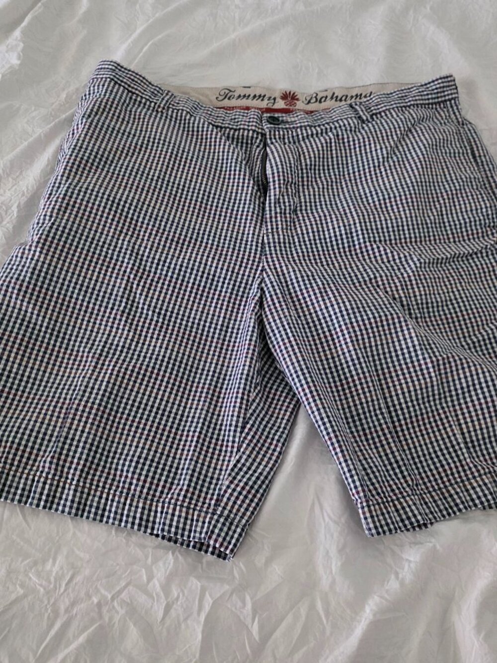 Tommy Bahama men's shorts in a blue, white, and red gingham plaid pattern Sz 36
